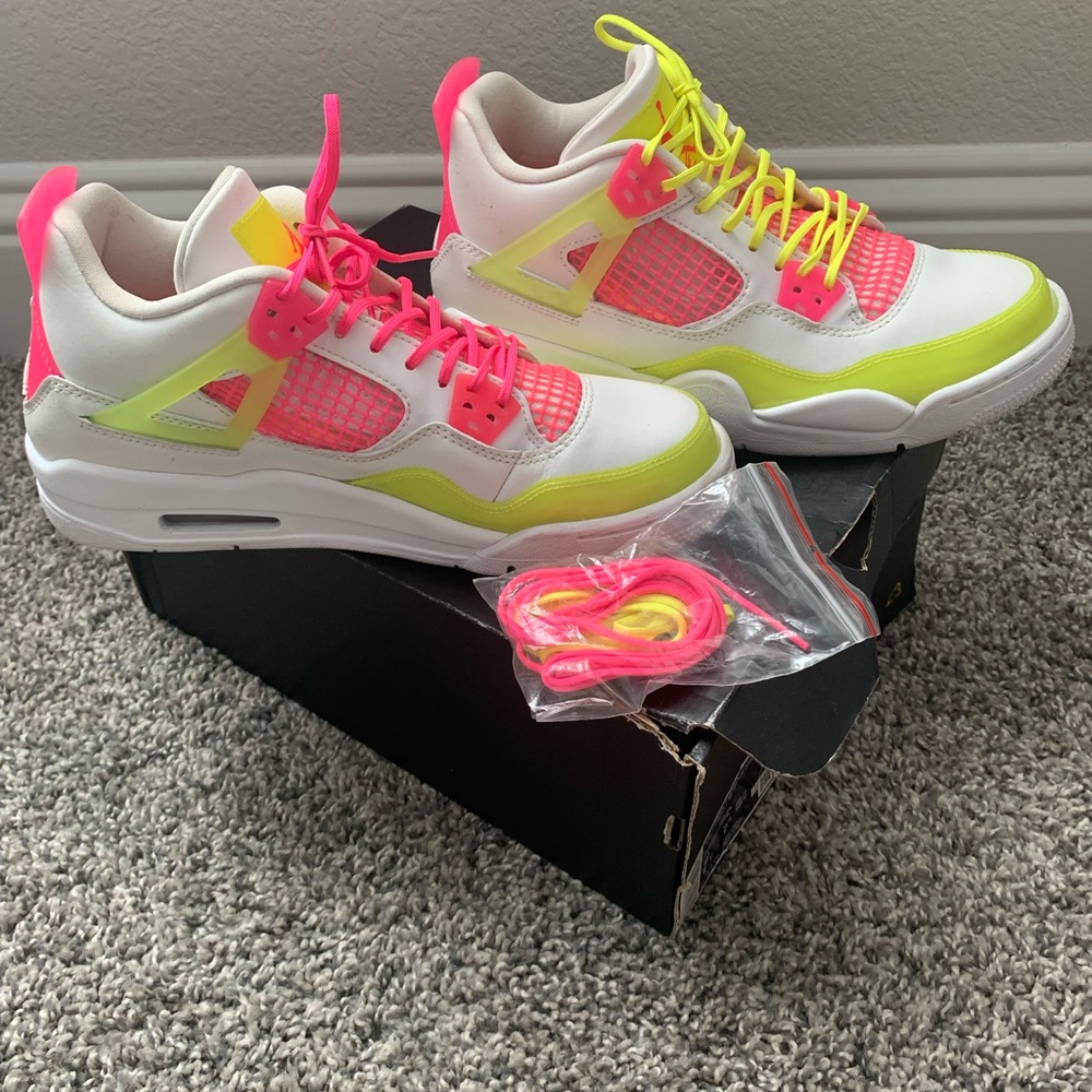 Big Kids Lemon Venom Jordan 4